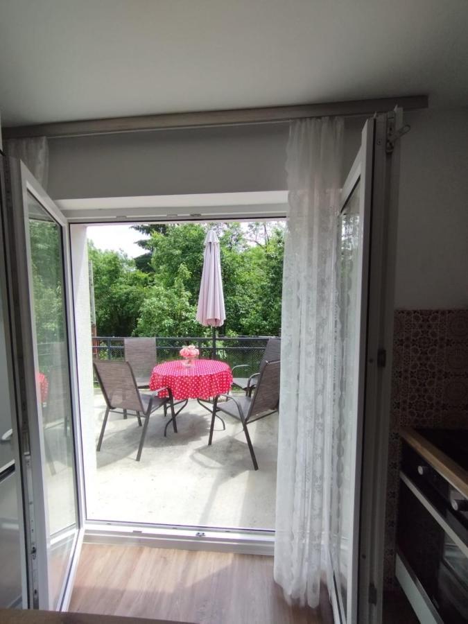 Cozy And Charming Apt. Sarajevo Apartment ภายนอก รูปภาพ
